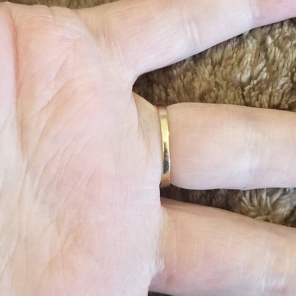 Ruby Red & White Diamond Sz.7 Ring 10k Solid Yellow Gold - Picture 4 of 8